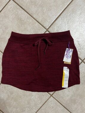 Women’s Maroon Knit Drawstring Skort